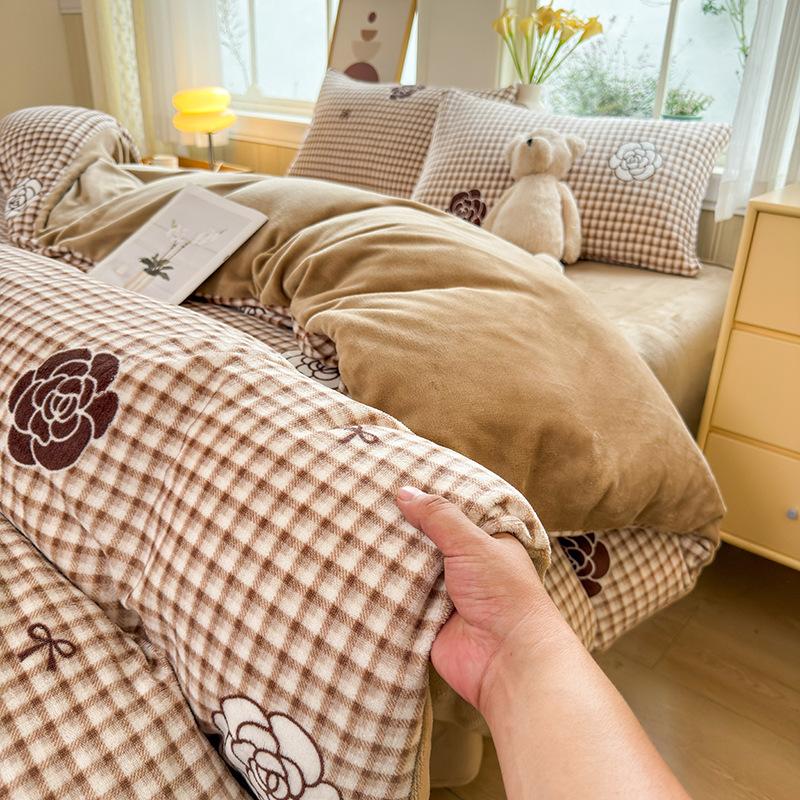 

High-end milk fleece four-piece set, bed sheet quilt cover, autumn heat storage warm fleece bedding three-piece set 1.2m sheet 3pcs