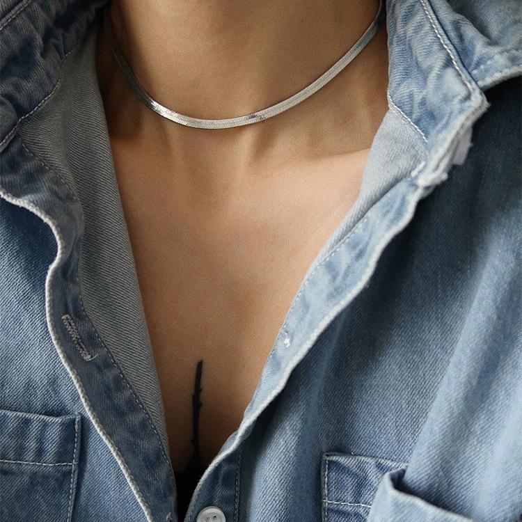Trendy Double-Layer Snake & Blade Chain Necklace for Women