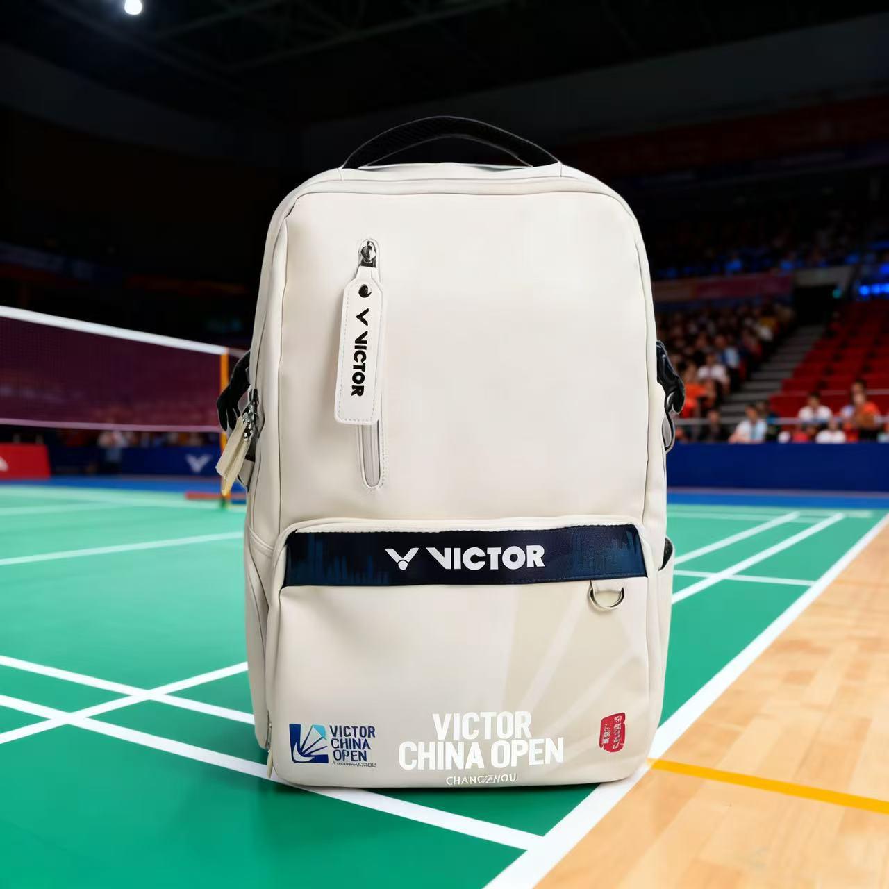 

Victory Finals Pink Waterproof Badminton Backpack with Independent Shoe Compartment, Large Capacity, Double Shoulder Straps 20 L вершковий/білий