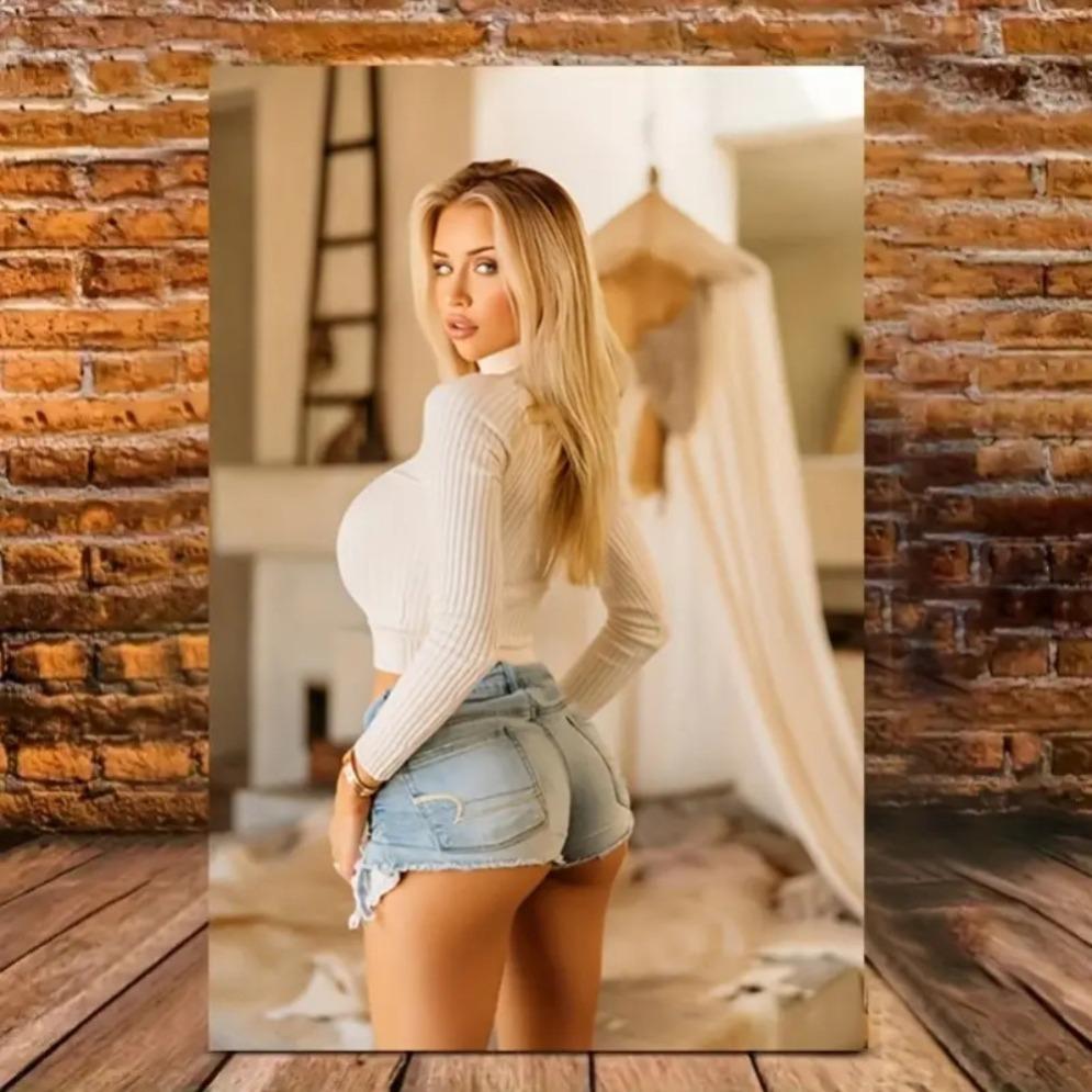 Vintage Framed 2D Wall Art - Sexy Model Poster, Art Deco Print for Bedroom/Living Room/Cafe Durable Home Decor