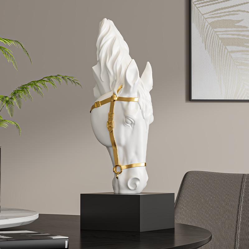 Modern 3D Abstract Horse Head Ornament - Art Decor for Living Room, TV Cabinet, Wine Cabinet, or Housewarming Gift