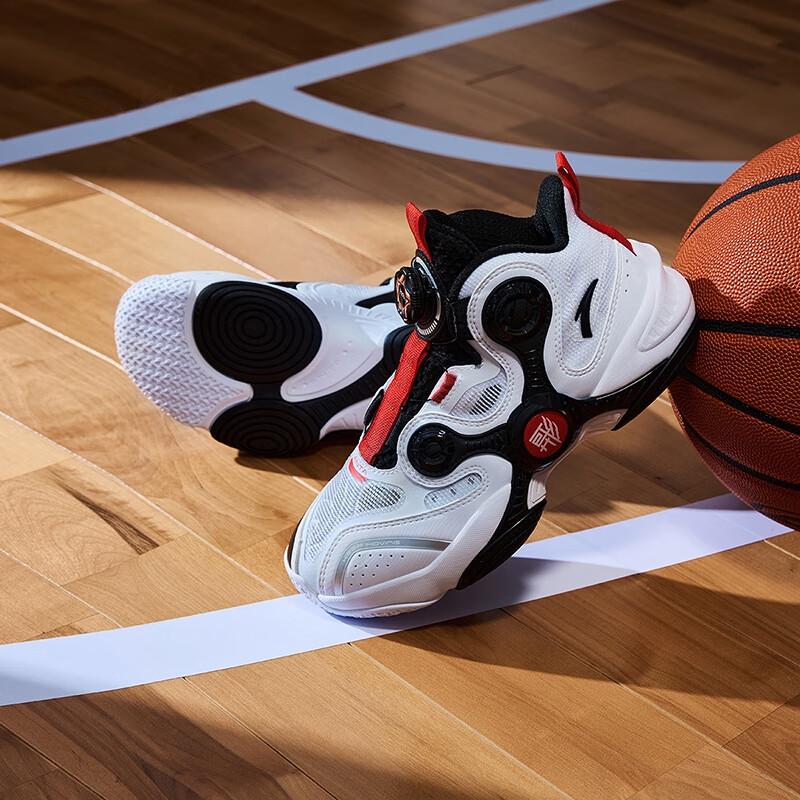 Anta Kids Asymmetrical 4.0 Comfortable Versatile Non-Slip Wear-Resistant Mid-Top Basketball Shoes Kids Basketball Shoes White Black 312431121-1