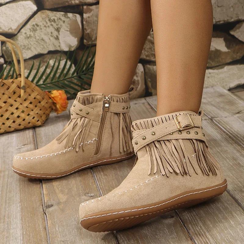 Fashion Vintage Tassels Western Boots for Women Rivet Decor Flat Heels Ankle Boots Woman Size Zipper Non Slip Short Booties