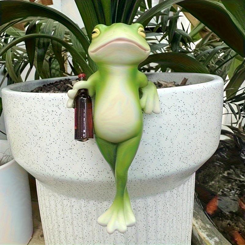 1pc Frogs with Drinks Resin Sculptures - Romantic Garden Decor for Balcony, Plante Festivals, and Seasonal Celebrations Home