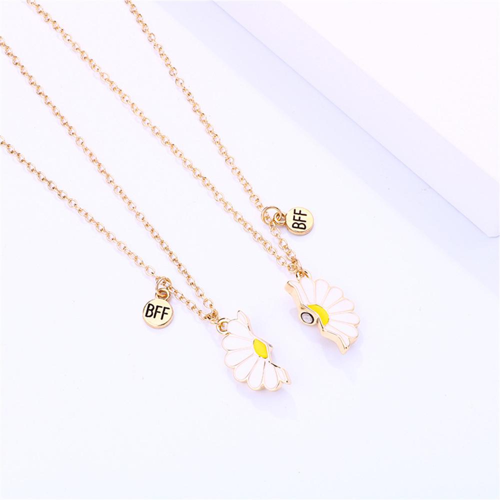 2pc Daisy BFF Necklace with Magnetism for Kids Elegant Flower Pendant Sister Necklace Girlfriend Gift DIY Women Fine Jewelry