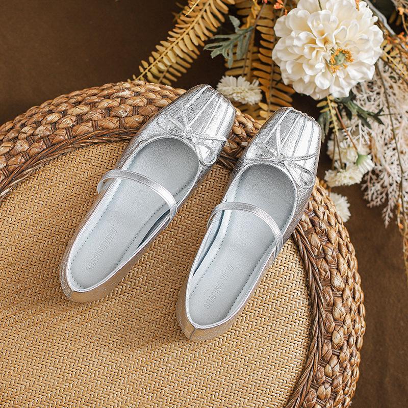 Pig nose ballet shoes women's shallow mouth with bow sweet wind low heel Mary Jane single shoes soft sole women's shoes