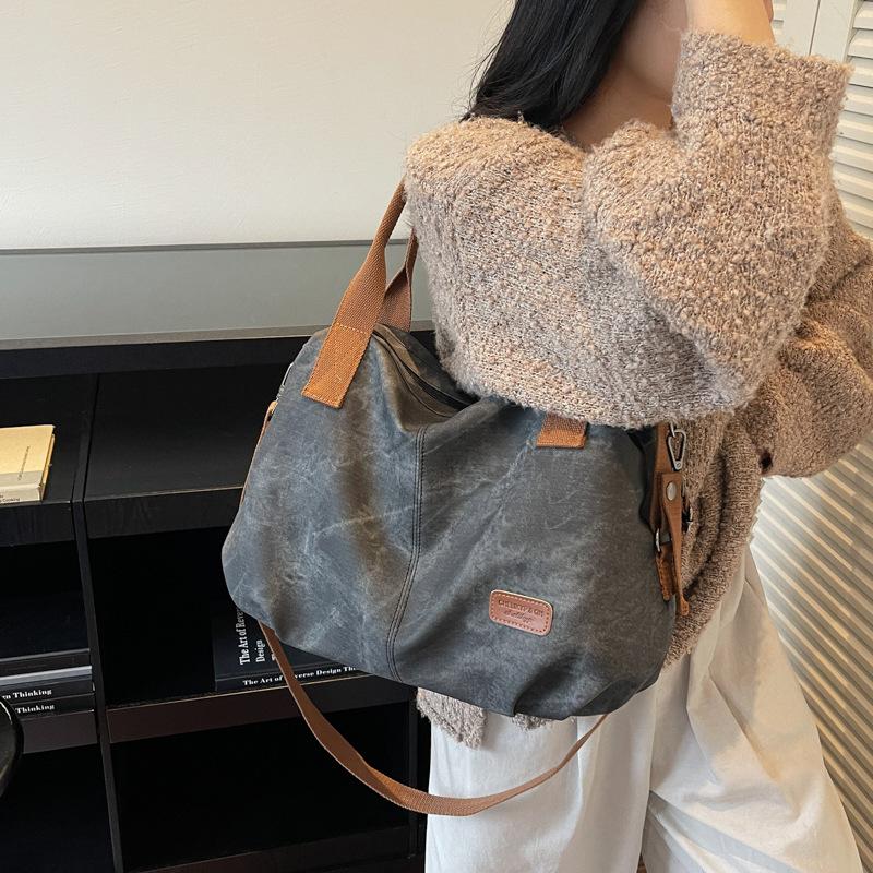 Large-capacity commuter tote bag, women's new high-end atmospheric shoulder bag, high-end versatile messenger bag
