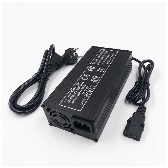 60V Fast Charger 67.2V/5A Charger For 16S 60V Electric Bike Lithium Battery Charger IEC/PC Connector Strong Heat Dissipation