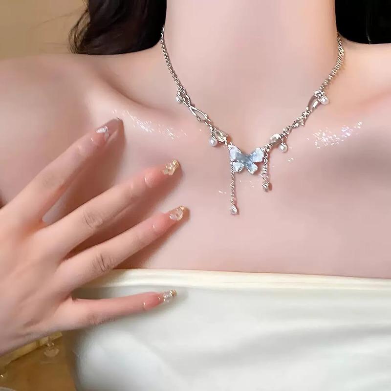 Titanium Steel Non-fading Small Waist Necklace Women's Summer Niche Design Accessories Collarbone Chain Pendant