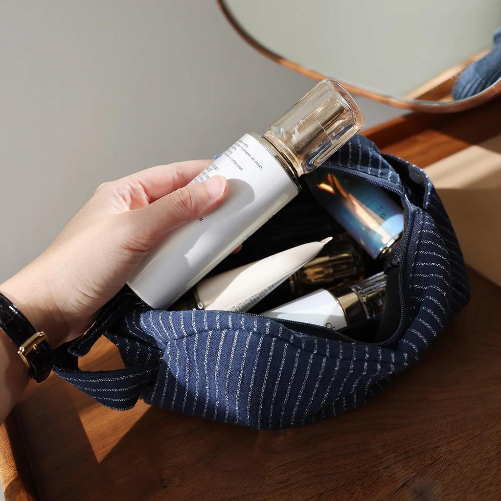 Classic Striped Large Capacity Portable Cosmetic Bag Cotton Linen Fabric Dark Zipper Skin Care Travel Portable Storage Bag
