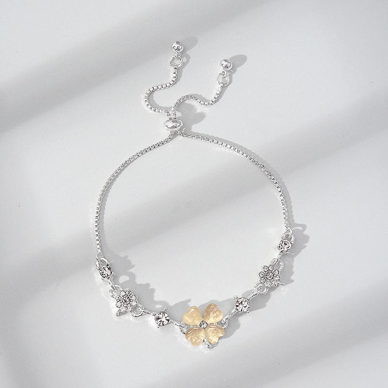 Lucky Four-Leaf Clover Adjustable Green Cat's Eye Bracelet for Women (Mori Style)