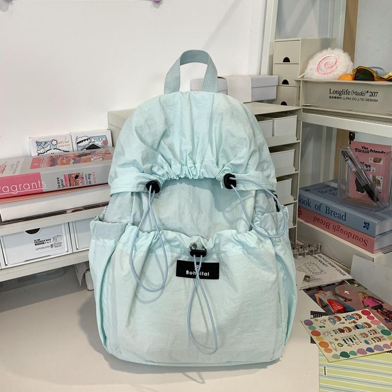 Schoolbag Lightweight nylon backpack Female Japanese literature and art student schoolbag Leisure sports travel Ultra light backpack