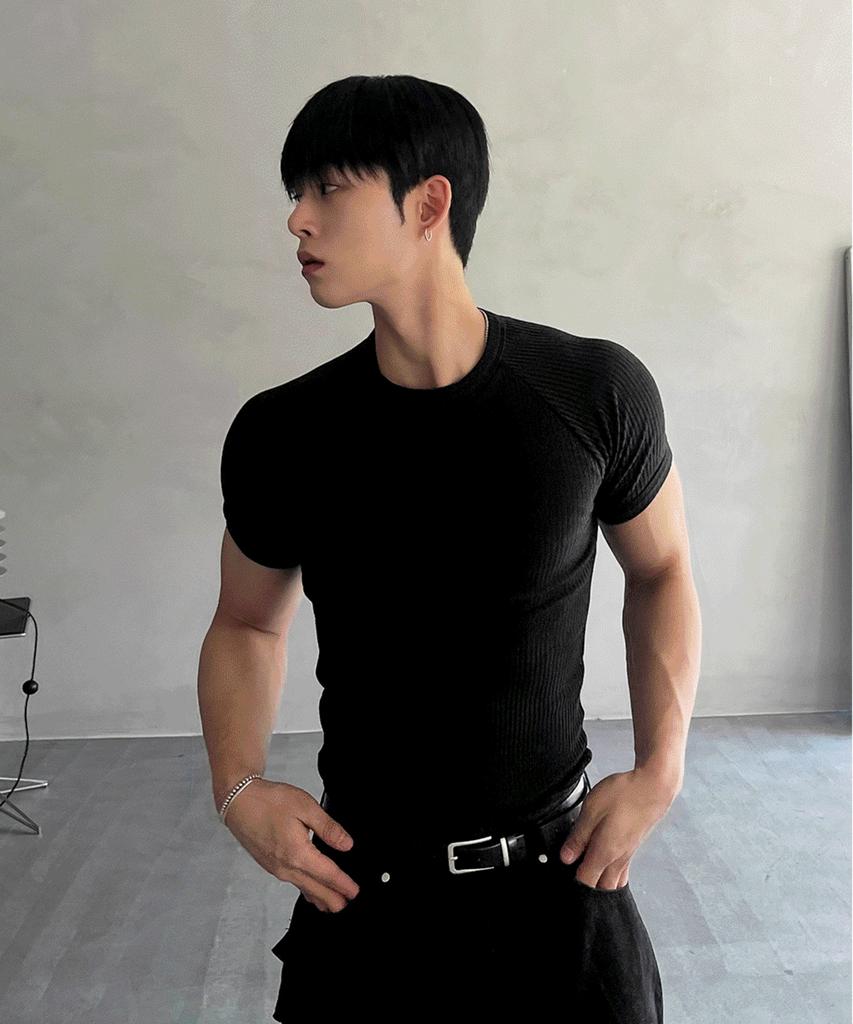 Siaosiko Muscle Fit Round Short Sleeve Knit