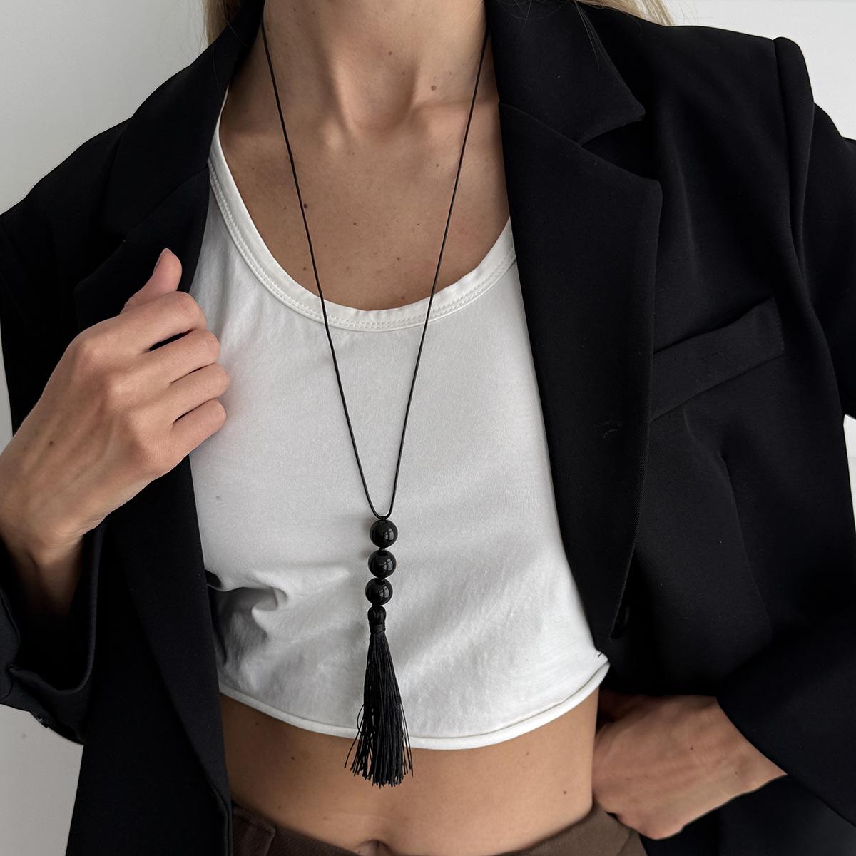 

Fashion Black Acrylic Beaded Tassel Long Necklace Creative Adjustable Wax Wire Sweater Chain Necklace