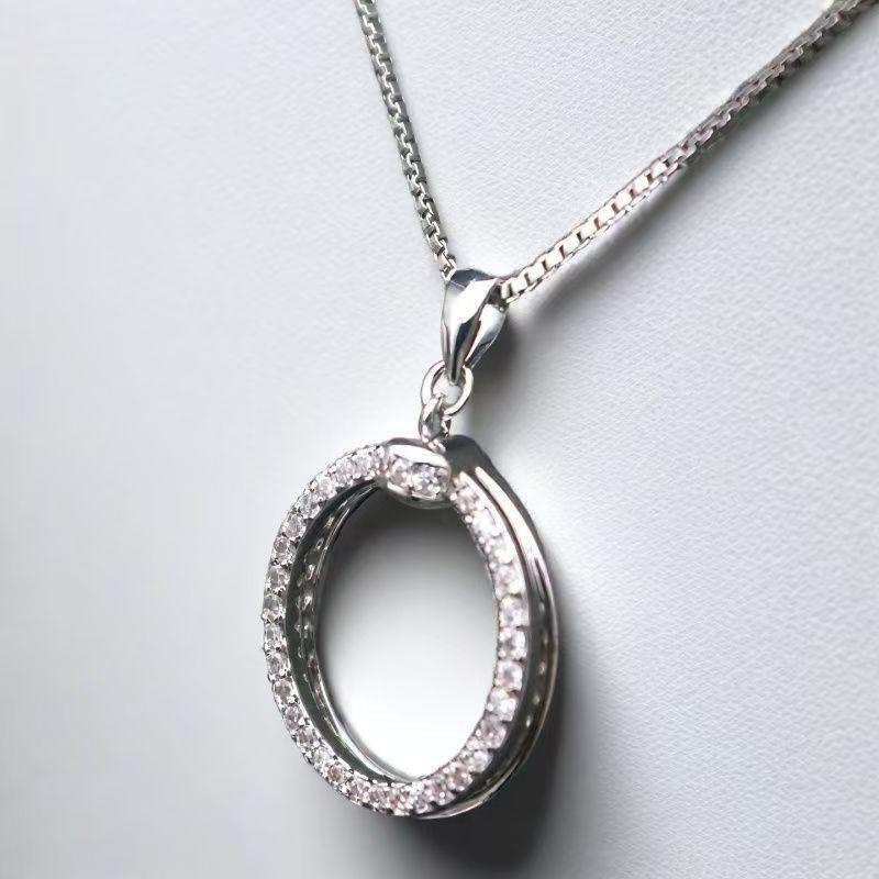 Minimalistische Zirkon-Rundanhänger-Halskette - Luxus-Schlüsselbein-Schmuck für Damen