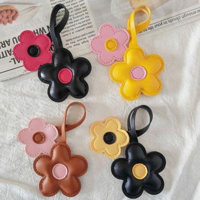 Car Keyring Sunflower Bag Pendant PU Leather Bag Pendant Five Petal Flower Keychain  Car Accessory