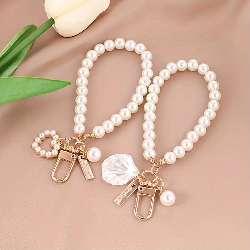Cute Pearl Keychain for Women Girls Shiny Pearl Bead Shell Phone Bag Backpack Charm Accessory Car Key Key Chain Pendant Gift