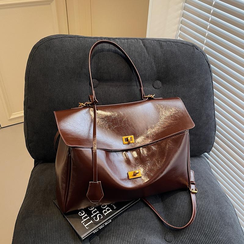 Large capacity tote bag women's 2025 new backpack, high-end fashion shoulder messenger bag tide