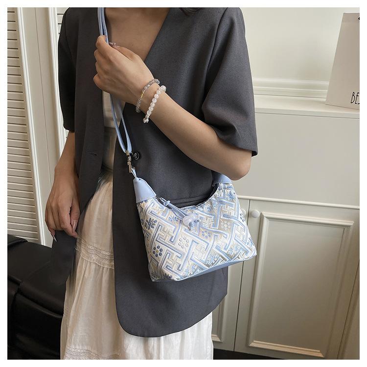 New Chinese Style Bucket Bag Fashionable Crossbody Shoulder Purse for Women CLE