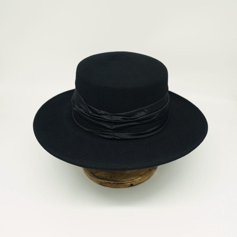 French Elegant Retro Black Woolen Flat Top Top Hat Women'S Autumn And Winter British Retro Versatile Wide Brim Felt Foreign Trade