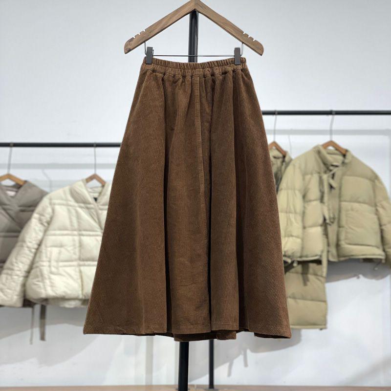Plus Size High-Waisted Corduroy A-line Skirt - Loose Fit, Slimming, Big Hem for Autumn/Winter