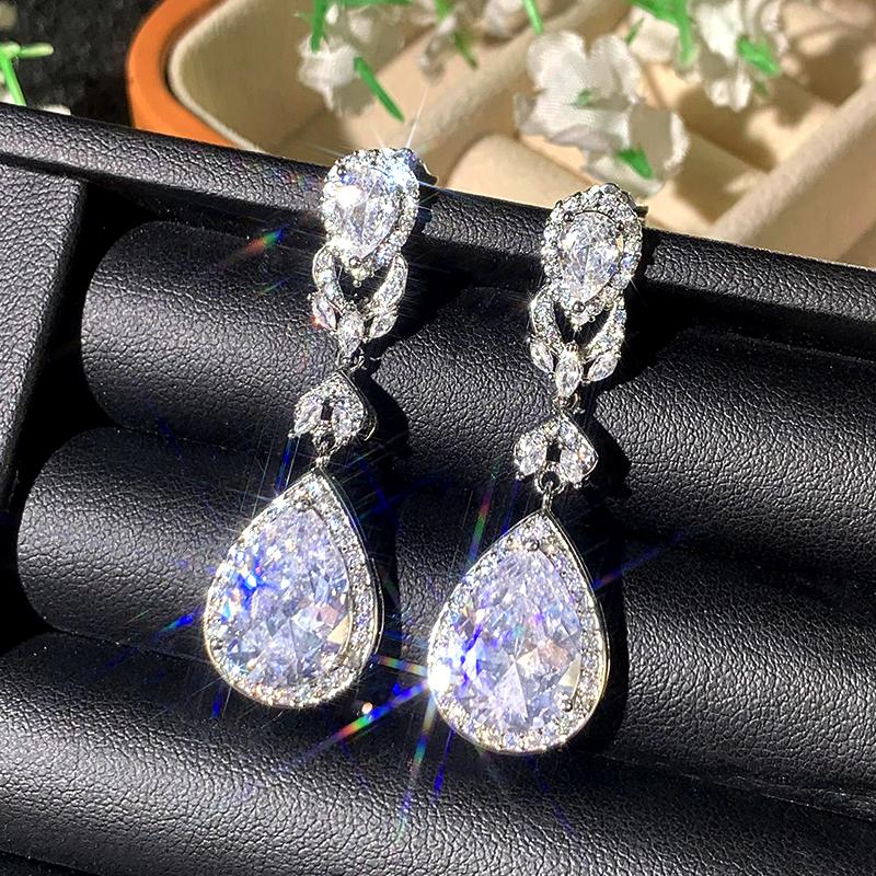 

Huitan Brilliant CZ Hanging Earrings for Women Temperament Elegant Female Accessories Copper Color Engagement Wedding Zircon