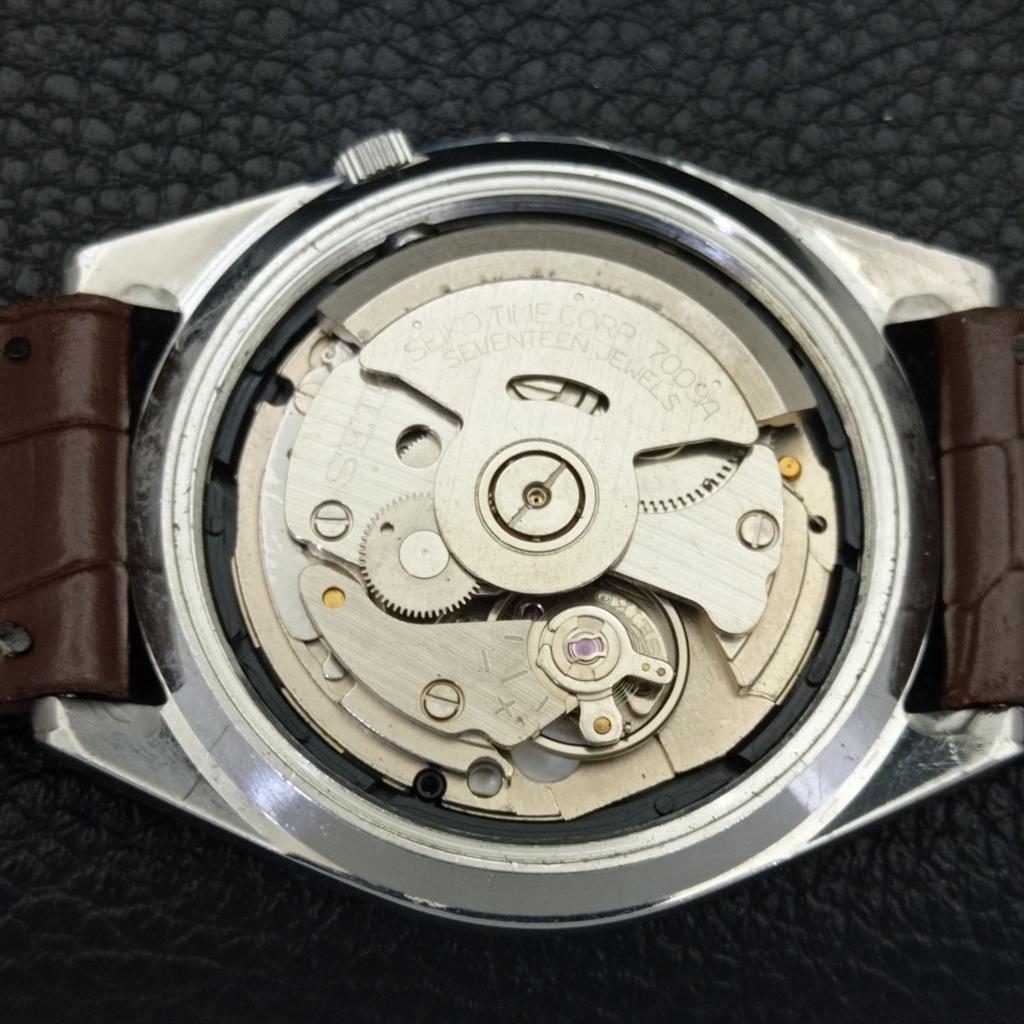 AUTOMATIC VINTAGE SEIKO 5 JAPAN 7009A MENS RED COLOR DIAL WATCH A701344-5 R206a-a701344