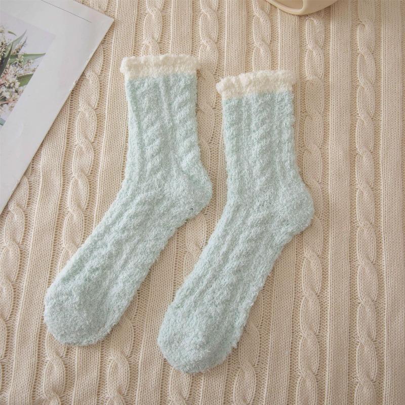 

Женские зимние флисовые носки из кораллового флиса послеродовые, толстые и мягкие махровые напольные носки, носки до середины икры для беременных женщин дома 1 pair светло-зеленый