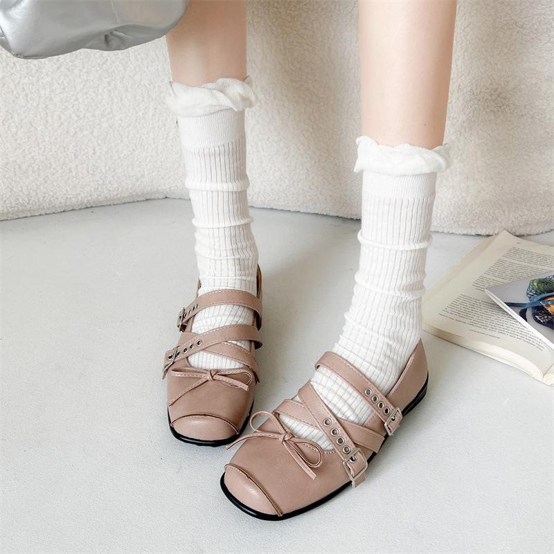White punk ballet style shallow mouth platform single shoes women's summer 2025 new models with skirts versatile retro Mary Jane shoes