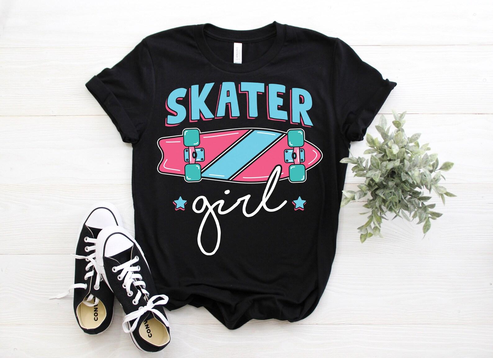 Skater Girl Skateboards Skateboarding Vintage Retro T-Shirt, Cool Skate Boarding Fans Gift, Skateboarder Tricks Lover Skateboarders Present, 120