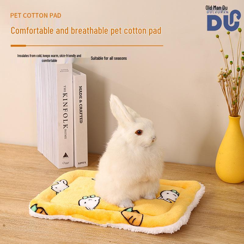 Thick Flannel Pet Mat for Rabbits, Cats & Dogs - Autumn/Winter
