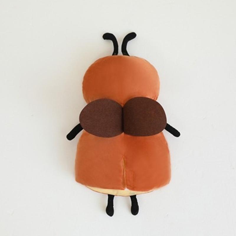 Adorable Roach Plush Cap Comfortable Unisex Beanies For Family Halloween Costume Party Accessories