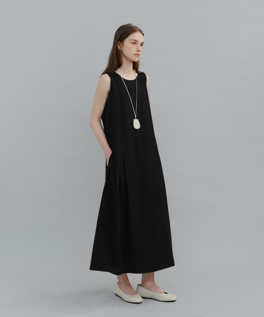 Yulago Anne Sleeveless Long Dress