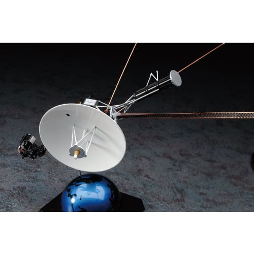 Hasegawa 1/48 Scale NASA Unmanned Space Probe Voyager Plastic Model SW02