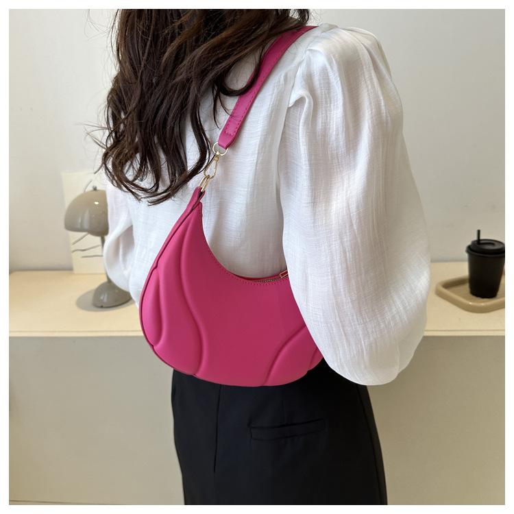 High Quality Leather Shoulder Bags for Women Simple Crossbody Handbag Retro Solid Color Saddle Bag Ladies