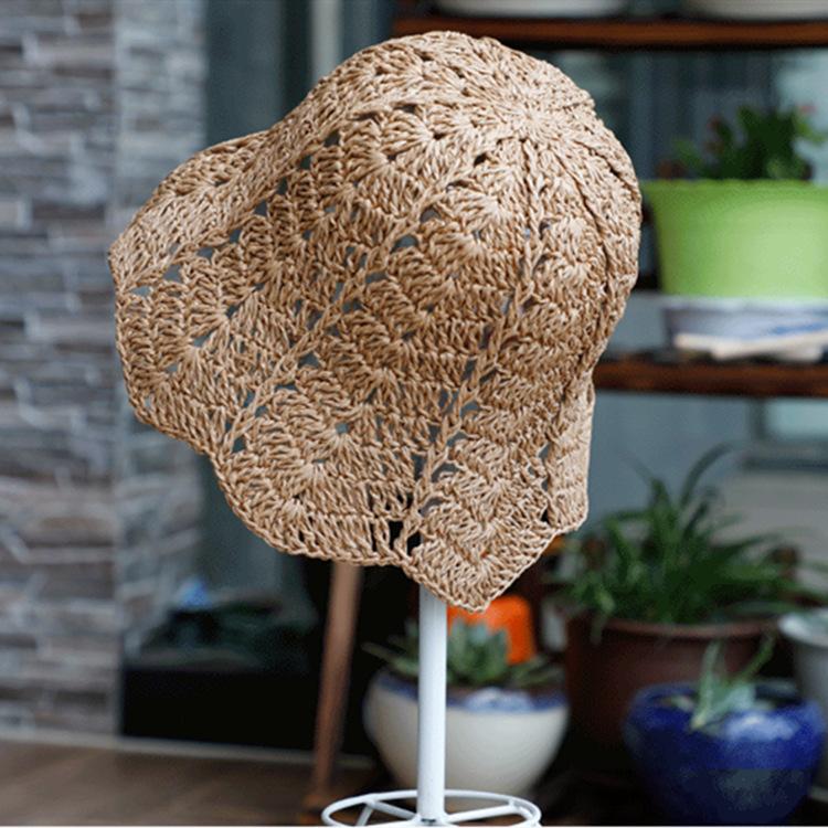 Women's Hollow Hat 2025 New Folding Woven Straw Hat Beach Hat Women's Sunscreen Small Fresh Sun Hat