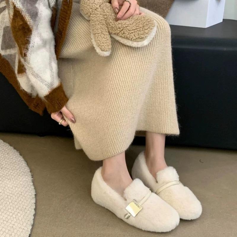 Fashion New Style Fashion Fur Flats Women Loafers Short Plush Warm Cotton Shoes Comfortable Trend Designer Walking Shoes Casual Femme