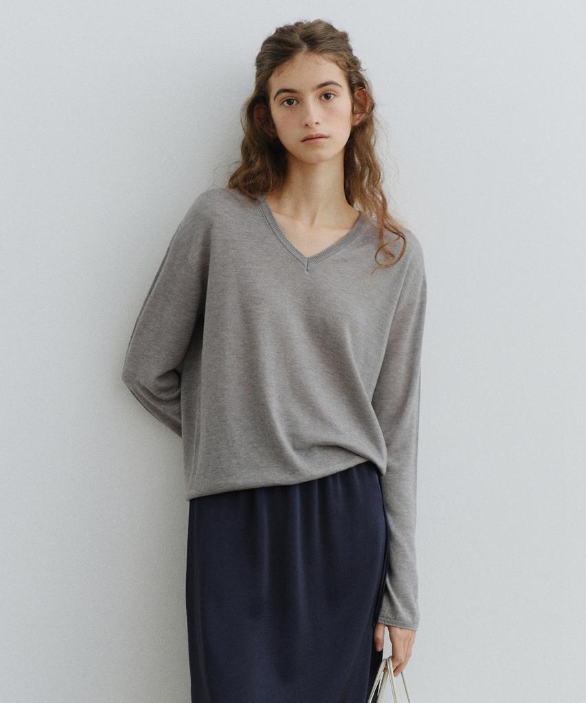Yulago Tencel Wool V-Neck Knit