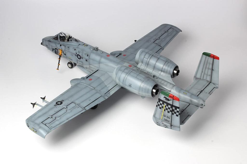 Platz/Italeri 1/48 Scale Aircraft Series U.S. Air Force Attack Aircraft A-10C Thunderbolt II Osan AFB Plastic Model Kit TPA-3