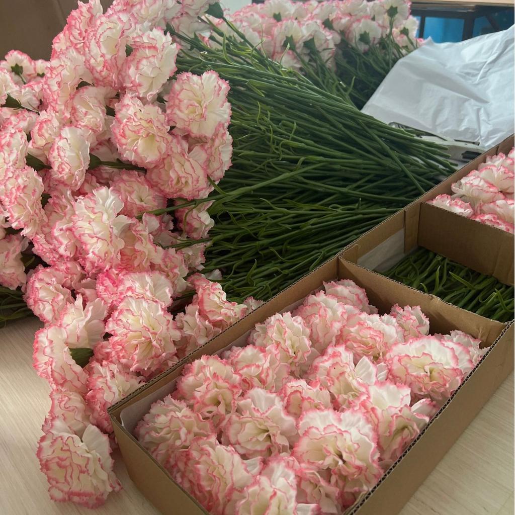 Simulated Flowers With High-Quality Texture And Moisturizing Effect Carnations For Weddings Fake Flowers For Weddings Home Decor