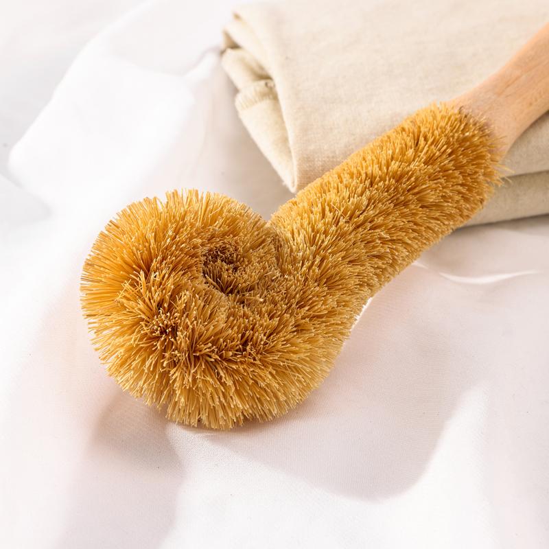 Eco-friendly Custom Logo Coconut Fiber Sisal Bottle Brush Long Handle Beech Wood Kitchen Scrub Brushes Natural Cleaning Brushes