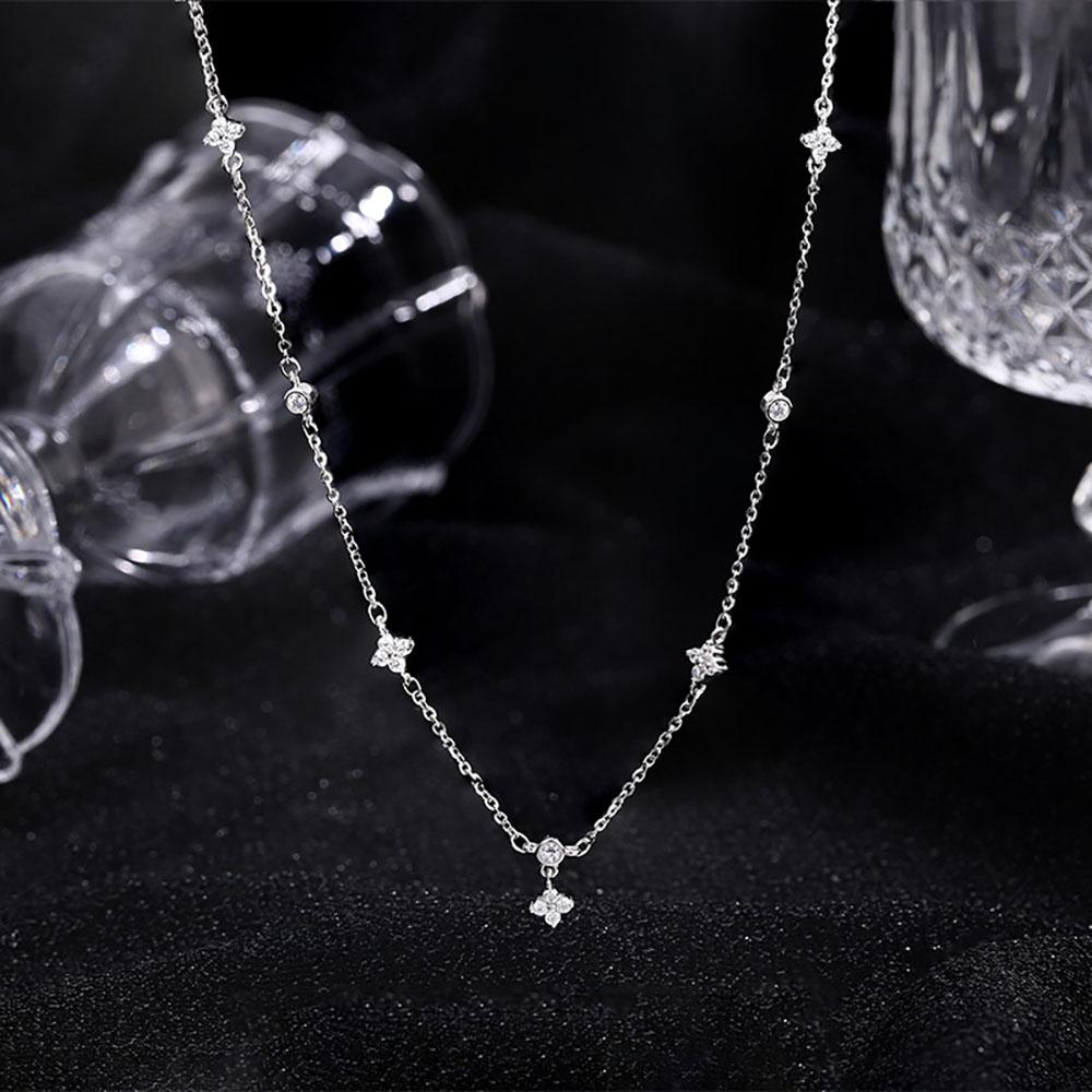 Stainless Steel 18K Gold Plating Choker Necklaces Charm Shining Zircon Four-leaf Flower Pendant Necklaces for Women Jewelry Gift