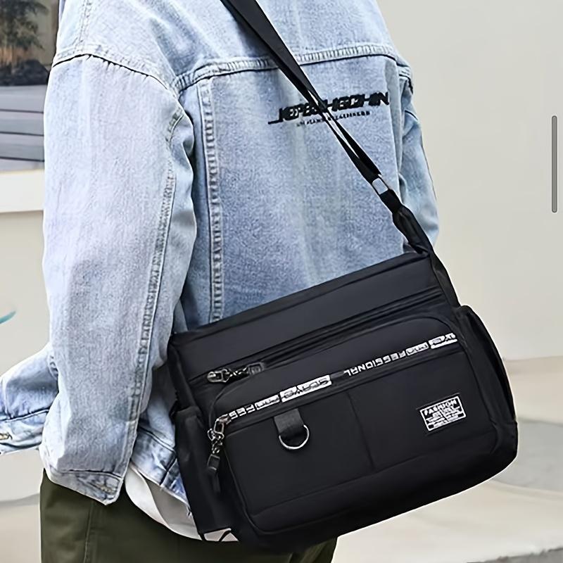 Mehrschichtige Brusttasche für Herren mit großem Fassungsvermögen und Seitentasche, lässige einzelne Schultertasche für Reisen und Outdoor-Aktivitäten