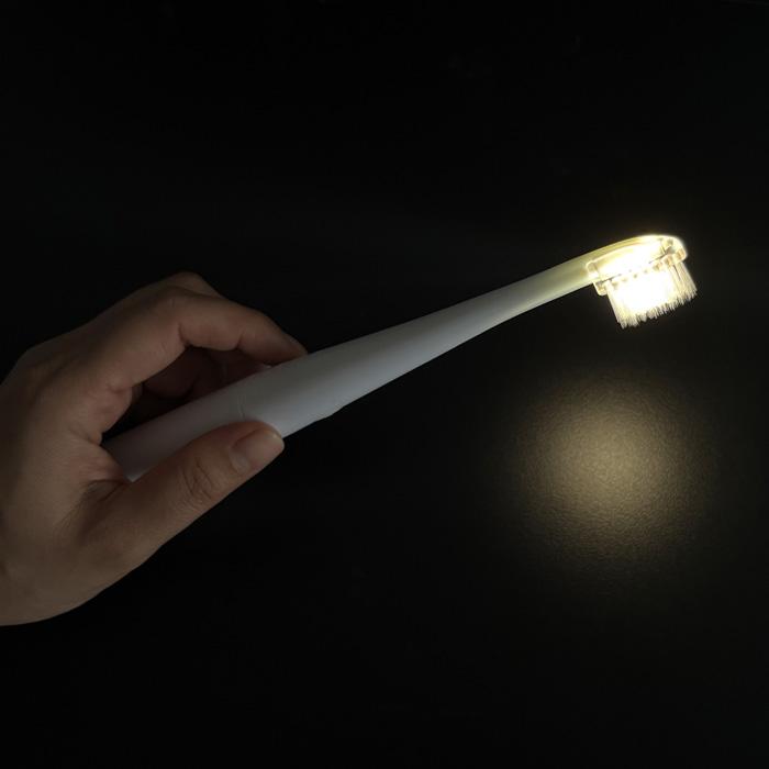 LED Light Kids Toothbrush for Clear Oral View Gentle Cleaning Fun Brushing Help Develop Good Habits белый