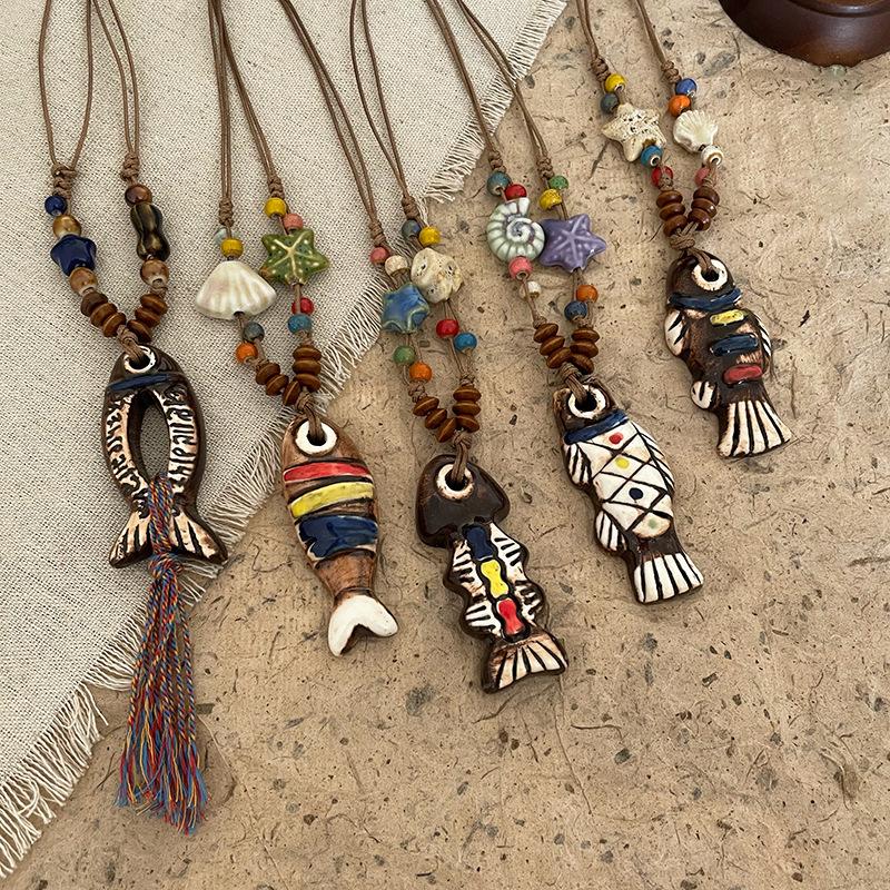 Painted ceramic fish necklace, Bohemian style woven rope necklace, women's vintage high-end beaded clavicle chain