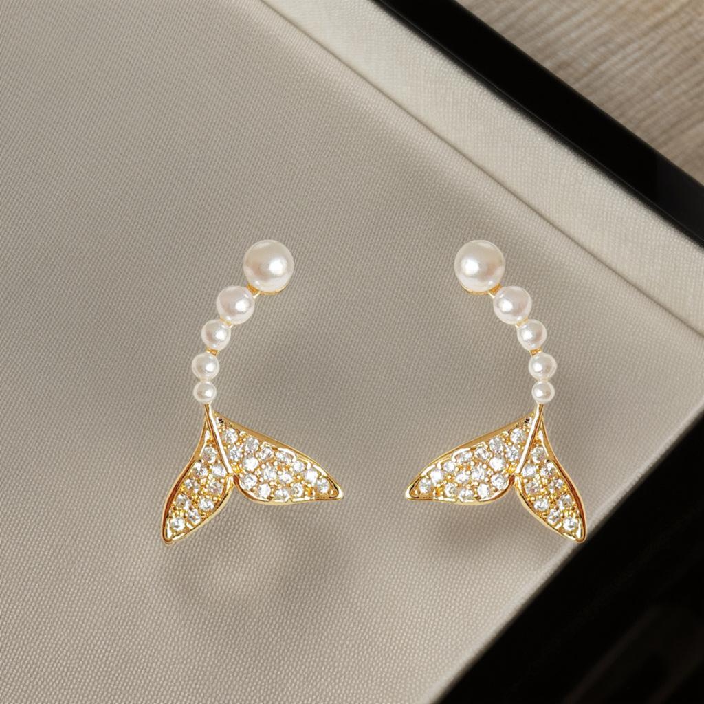 Mermaid Pearl Zirconia Tassel Ear Cuffs – Luxurious Women s Design Earrings