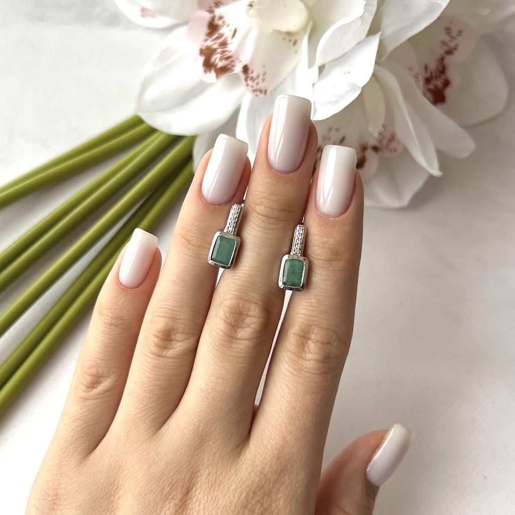 Silberohrringe mit natürlichem Smaragd 2,13 ct (2152910)