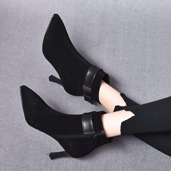 

Шикарные европейские и американские ботильоны с острым носком для женщин - Осень/Зима 2023 Натуральная кожа и овчина 36