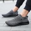 Breathable Men Casual Shoes Lightweight Outdoor Male Walking Shoes Anti-slip Men's Sneakers Slip On Flats Vulcanized Shoes