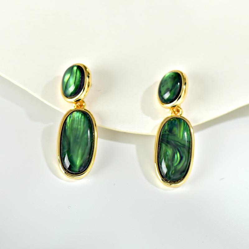 Retro Luxury Shell Earrings, Women s Gold-plated Oval Earrings, Fashionable and High-end Earrings, French Luxury Long Style